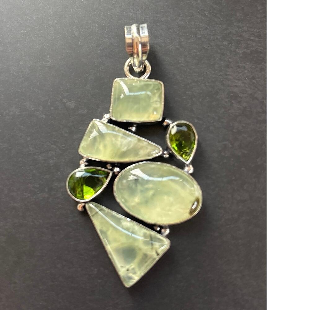 925 Silver Green Prehnite Peridot Pendant